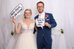 Svatební fotokoutek zábava pro novomanžele ale i svatební hosty